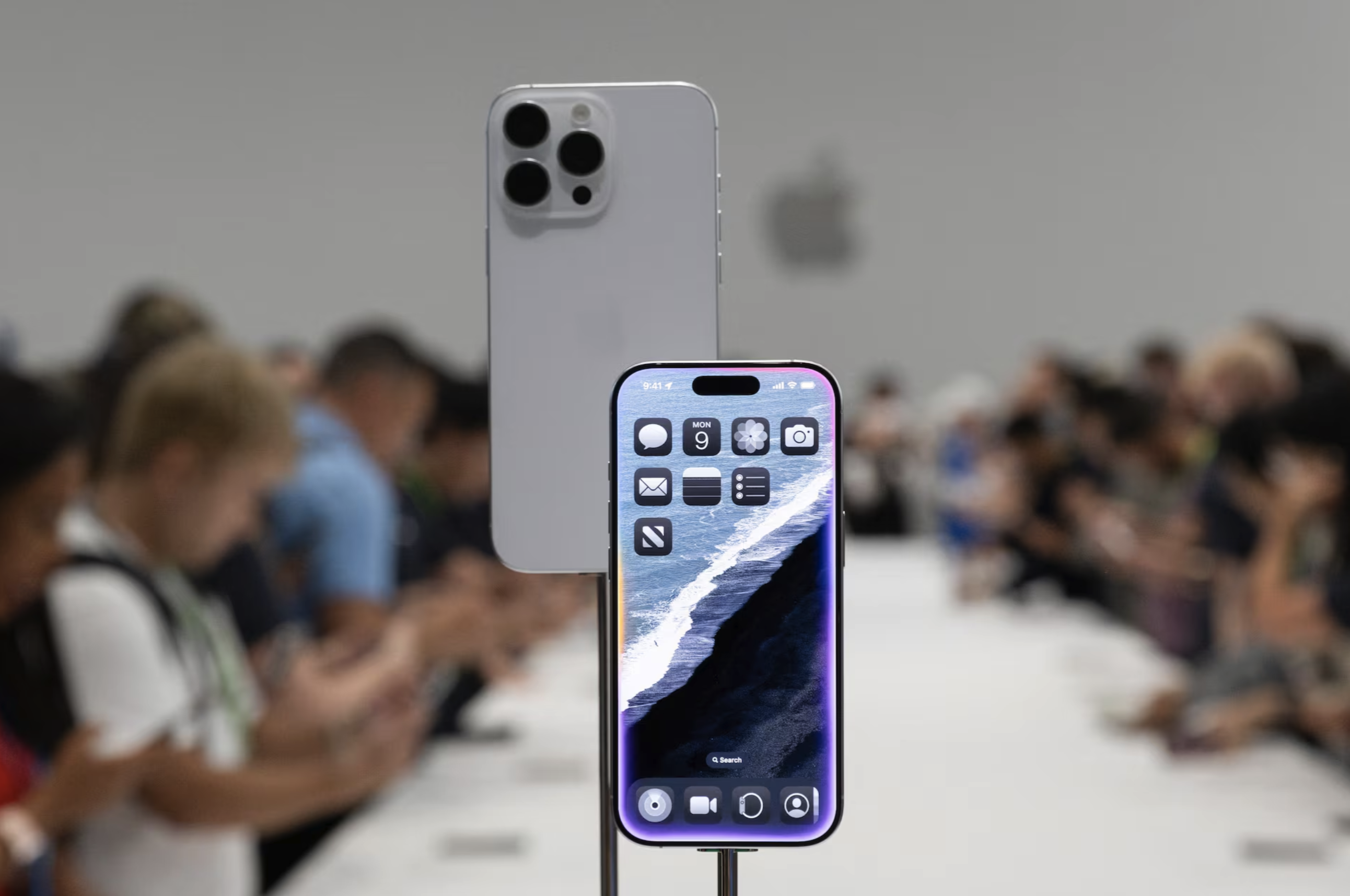 苹果iPhone 16系列发布：AI还是半成品，最大亮点出人意料（半成品.出人意料.亮点）