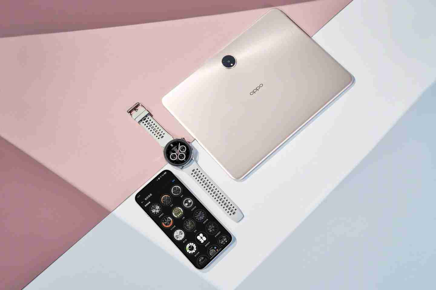 OPPO 全家桶照片公布,含 Find X8 系列手机、Pad3 Pro 平板等
