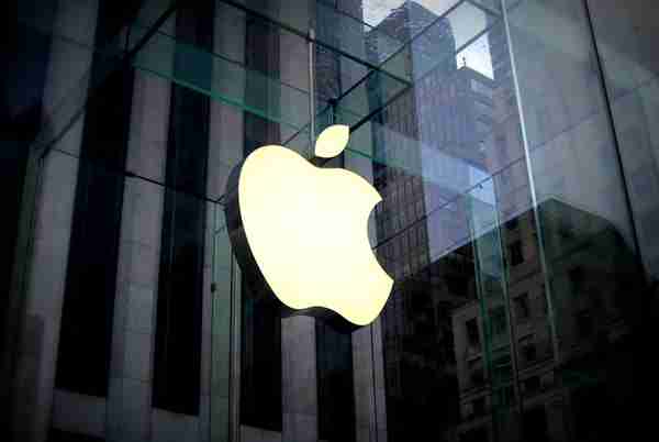 iPhone 17大变样！水平药丸摄像头超吸睛